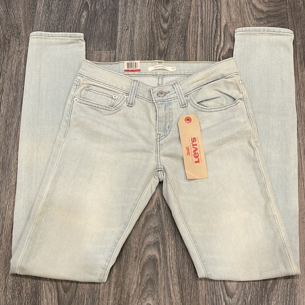 NEW! Levi’s 601 Pin Skinny Jeans - 27